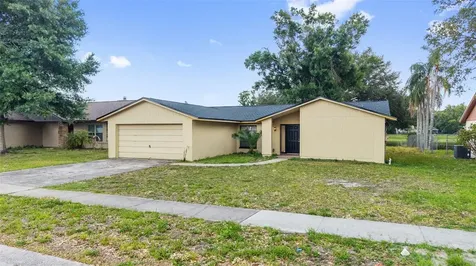 17635 Meadowbridge Drive Lutz FL 33549