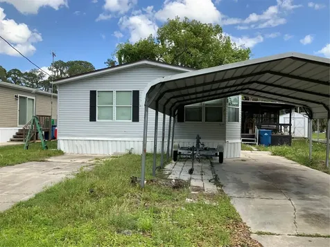 1639 Bass Avenue Seville FL 32190