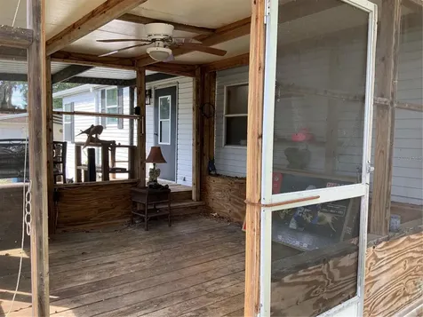 1639 Bass Avenue Seville FL 32190