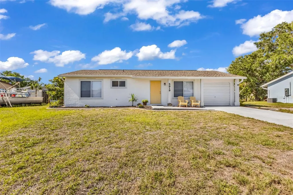 5919 Hobhill Avenue North Port FL 34287