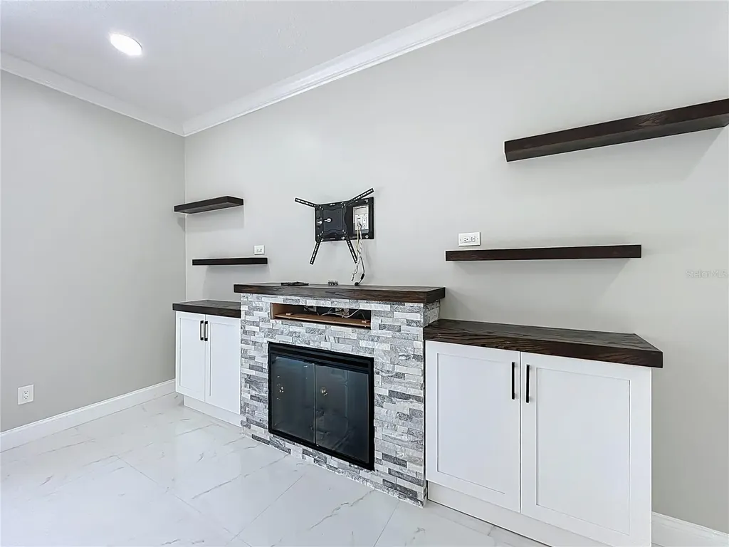 9334 Whispering Meadows Lane Orlando FL 32825