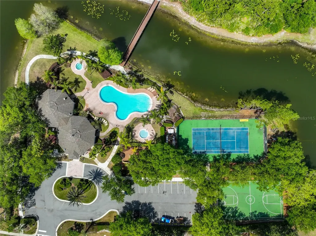 9334 Whispering Meadows Lane Orlando FL 32825