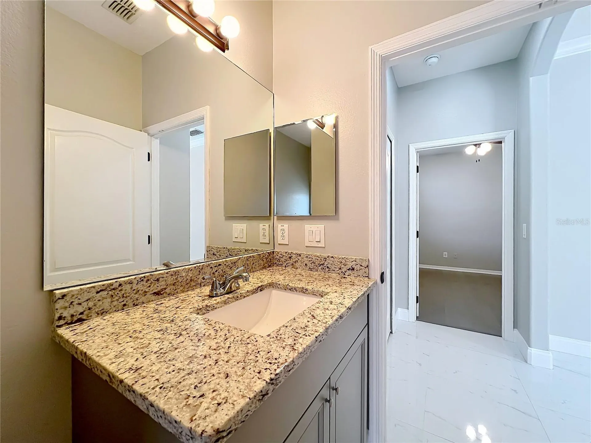 9334 Whispering Meadows Lane Orlando FL 32825