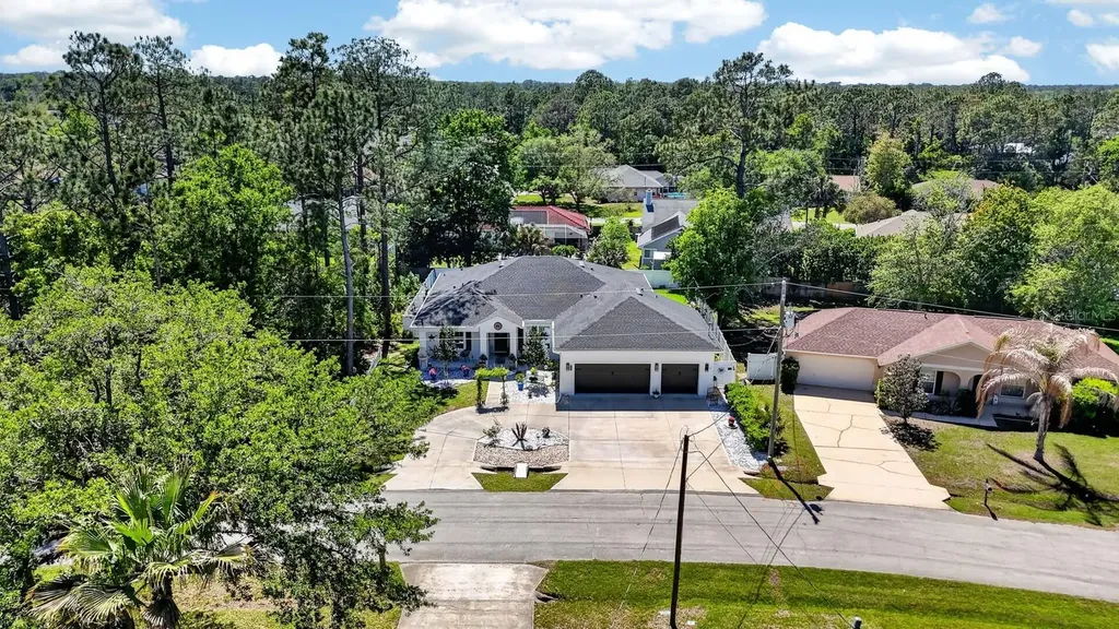 22 White Hurst Lane Palm Coast FL 32164