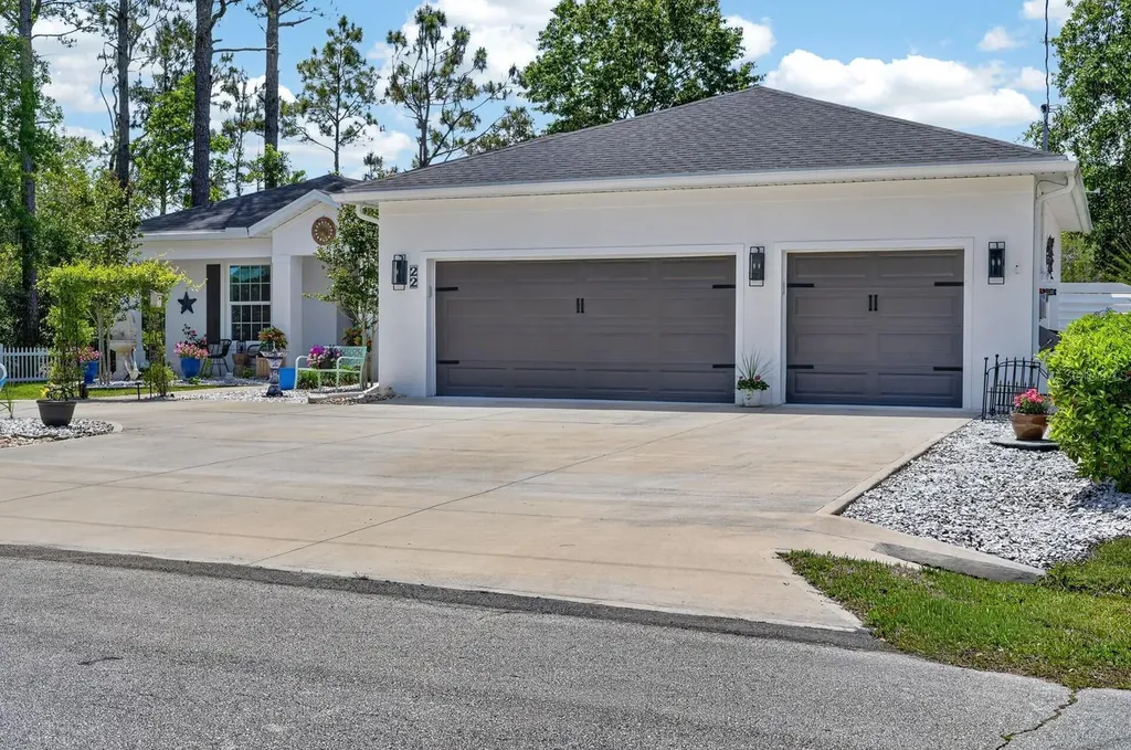 22 White Hurst Lane Palm Coast FL 32164