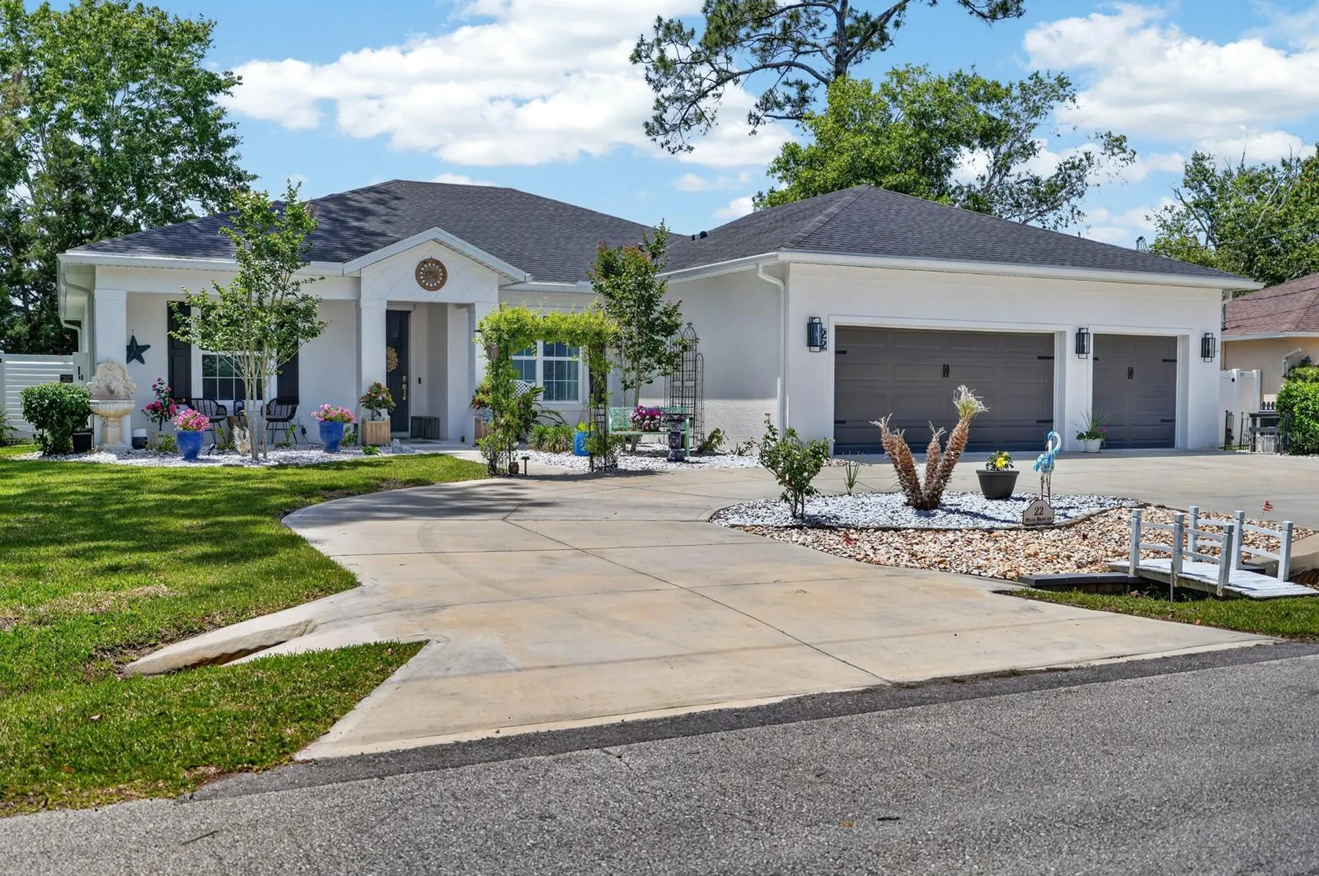 22 White Hurst Lane Palm Coast FL 32164