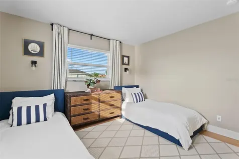 3870 Sterling Road Venice FL 34293