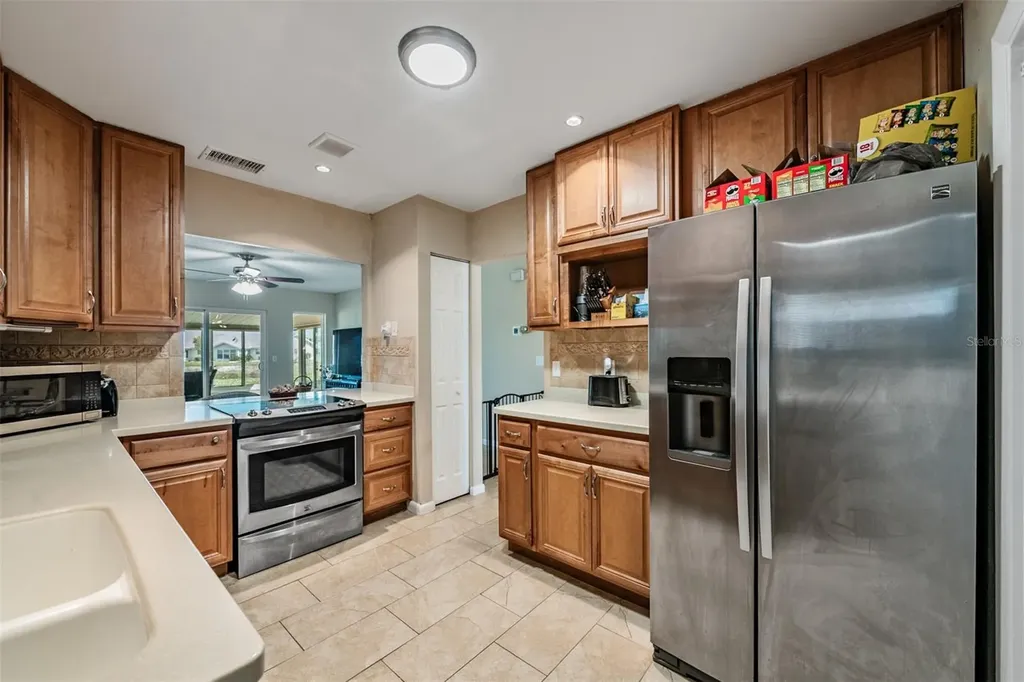 381 Club Manor Drive Sun City Center FL 33573