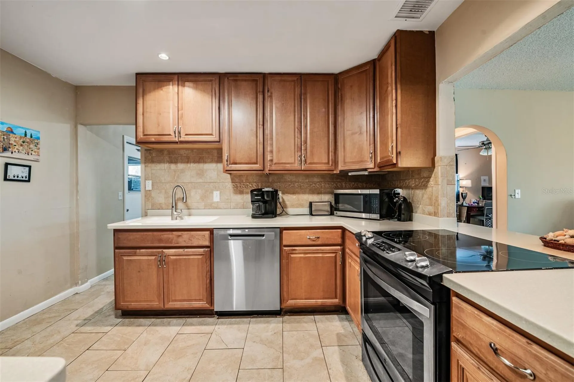 381 Club Manor Drive Sun City Center FL 33573