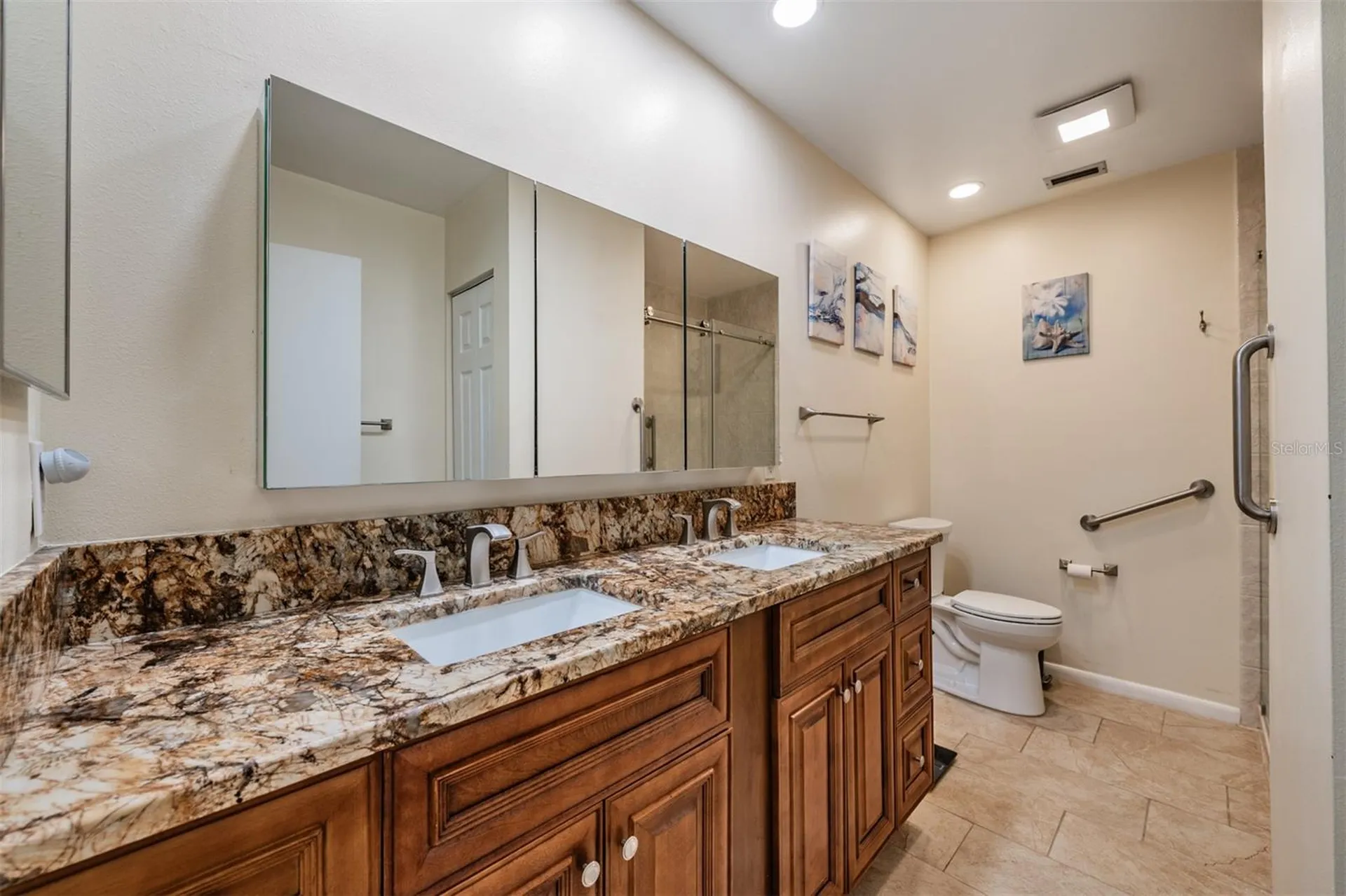 381 Club Manor Drive Sun City Center FL 33573