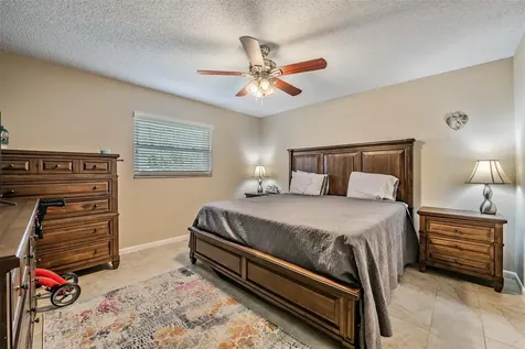 381 Club Manor Drive Sun City Center FL 33573