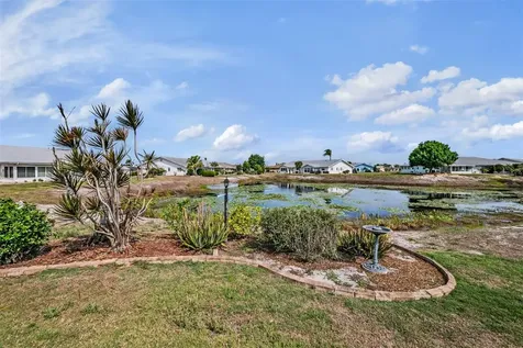 381 Club Manor Drive Sun City Center FL 33573