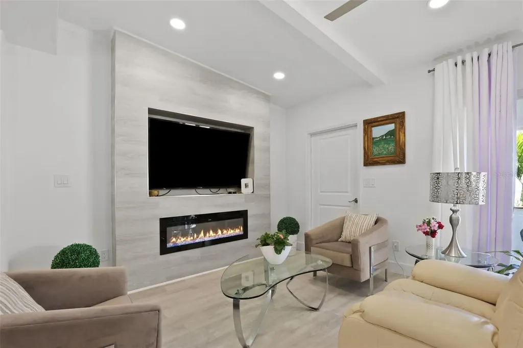 25 Sandpiper Road Tampa FL 33609