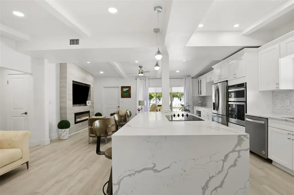 25 Sandpiper Road Tampa FL 33609