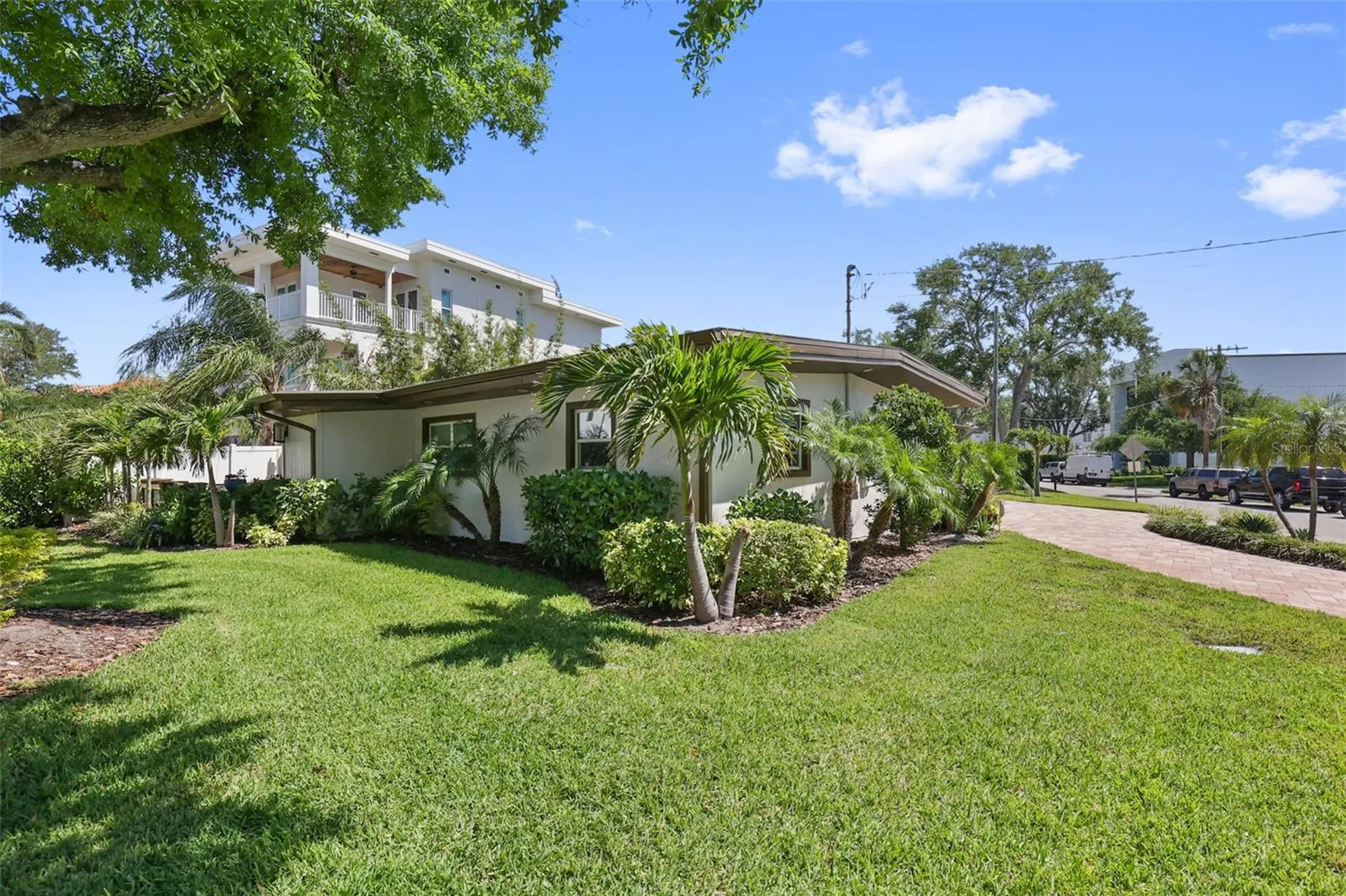 25 Sandpiper Road Tampa FL 33609