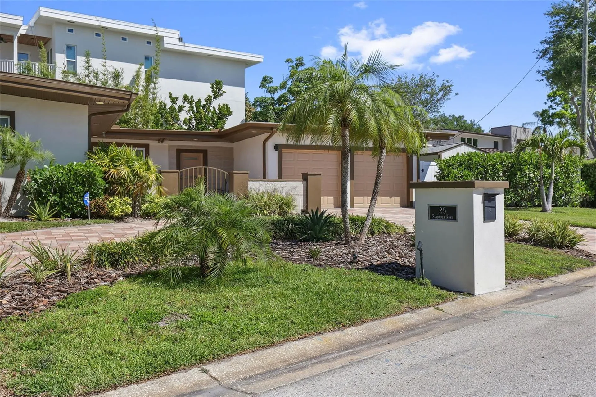 25 Sandpiper Road Tampa FL 33609