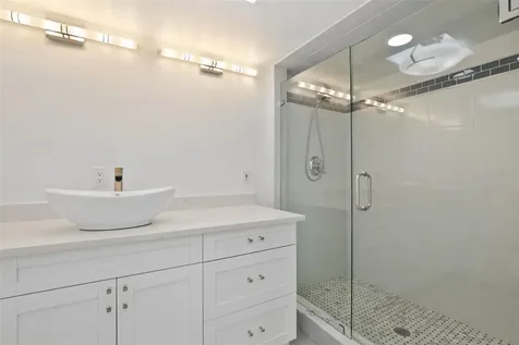25 Sandpiper Road Tampa FL 33609
