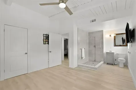 25 Sandpiper Road Tampa FL 33609