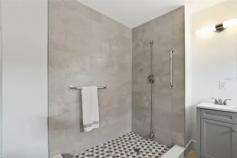 25 Sandpiper Road Tampa FL 33609