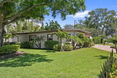 25 Sandpiper Road Tampa FL 33609
