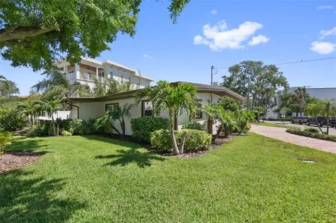 25 Sandpiper Road Tampa FL 33609
