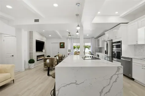 25 Sandpiper Road Tampa FL 33609