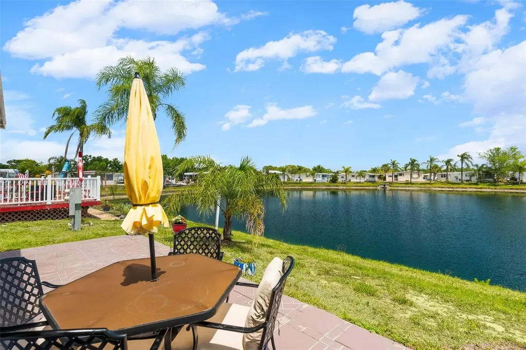 970 Jolanda Circle Venice FL 34285