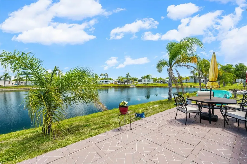 970 Jolanda Circle Venice FL 34285