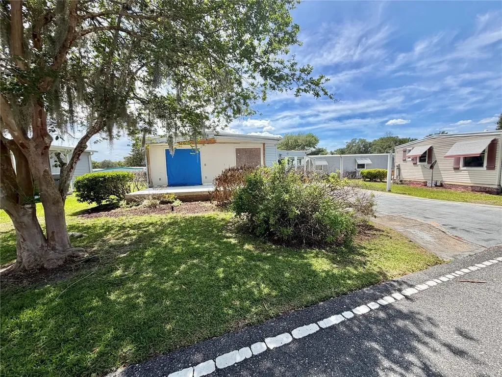 145 Royal Palm Drive Leesburg FL 34748