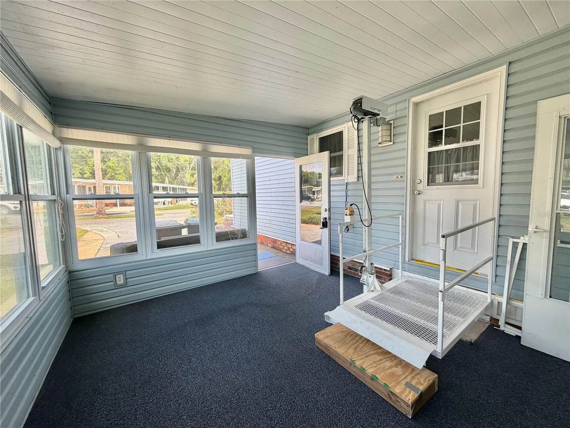 145 Royal Palm Drive Leesburg FL 34748