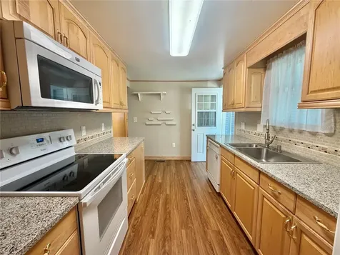 145 Royal Palm Drive Leesburg FL 34748