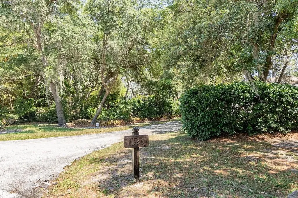 1320 Trail By The Lake Deland FL 32724