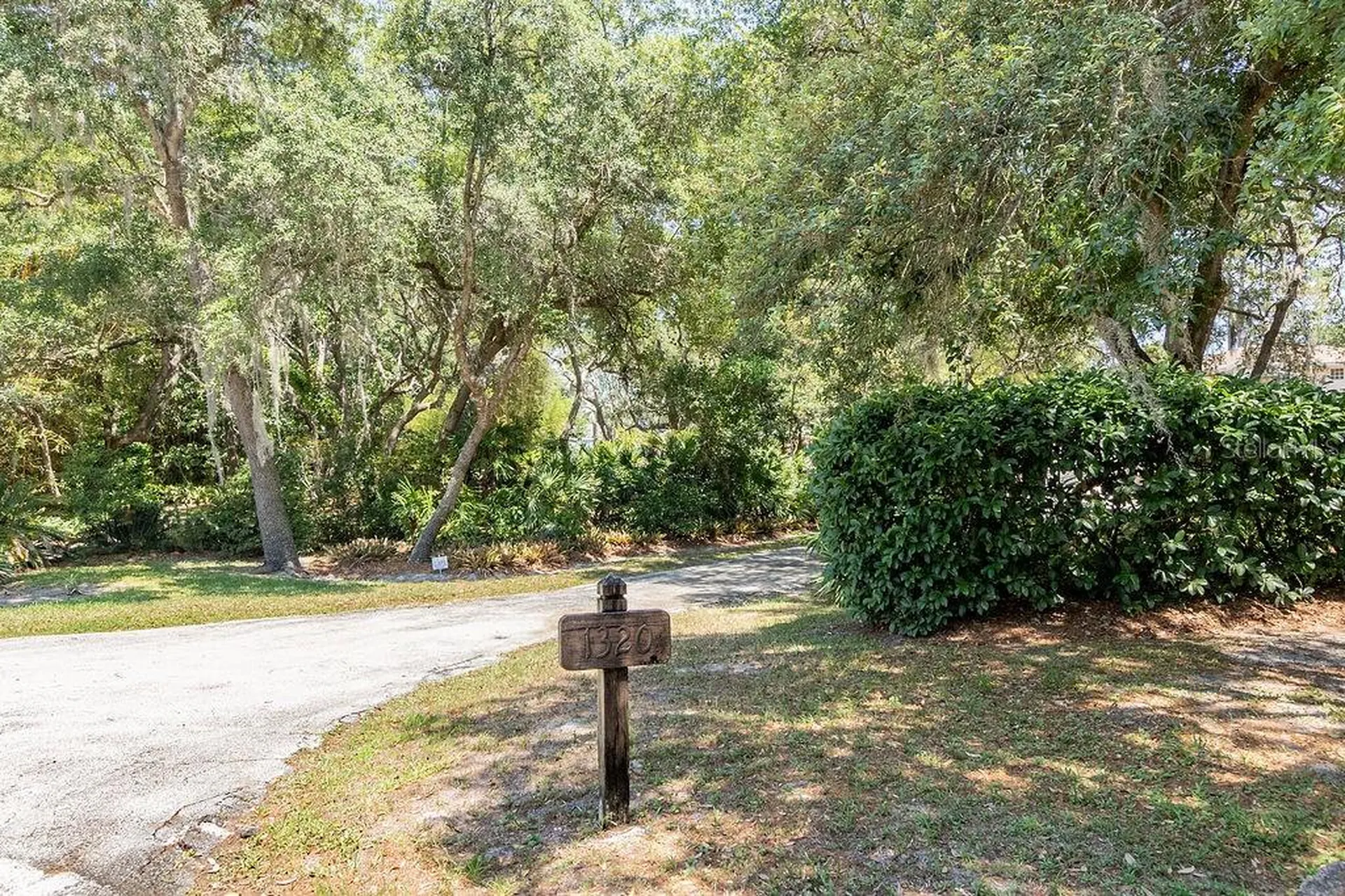1320 Trail By The Lake Deland FL 32724