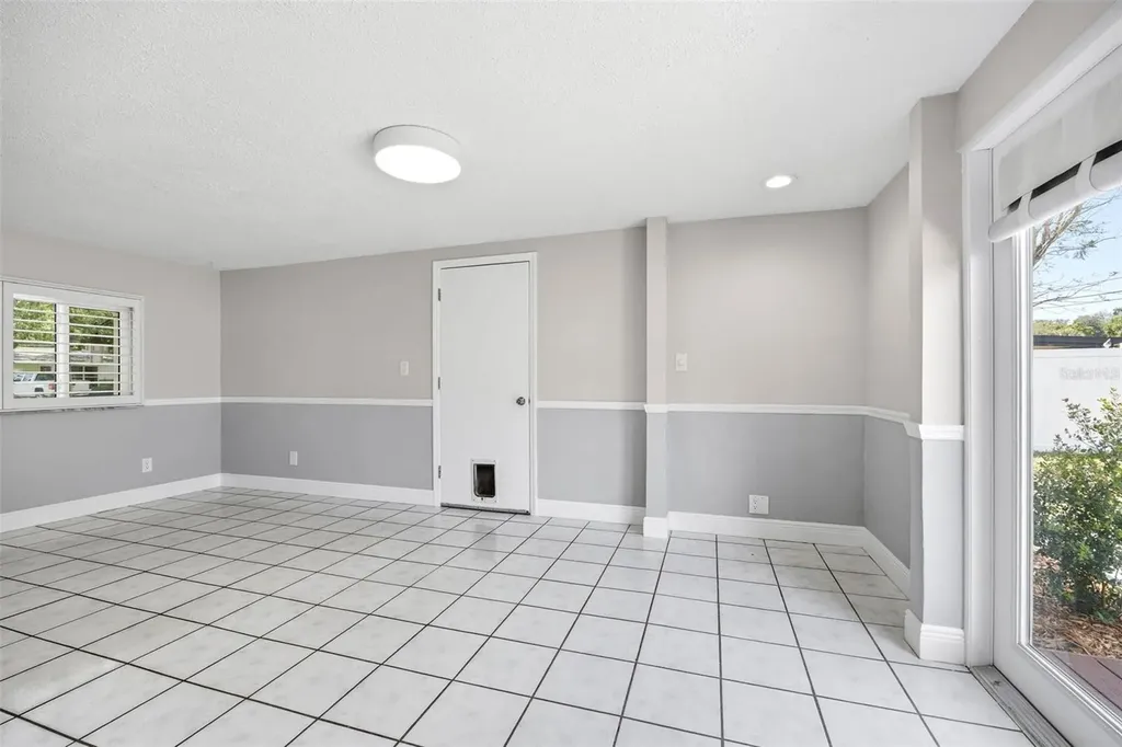7500 Orpine Drive N St Petersburg FL 33702