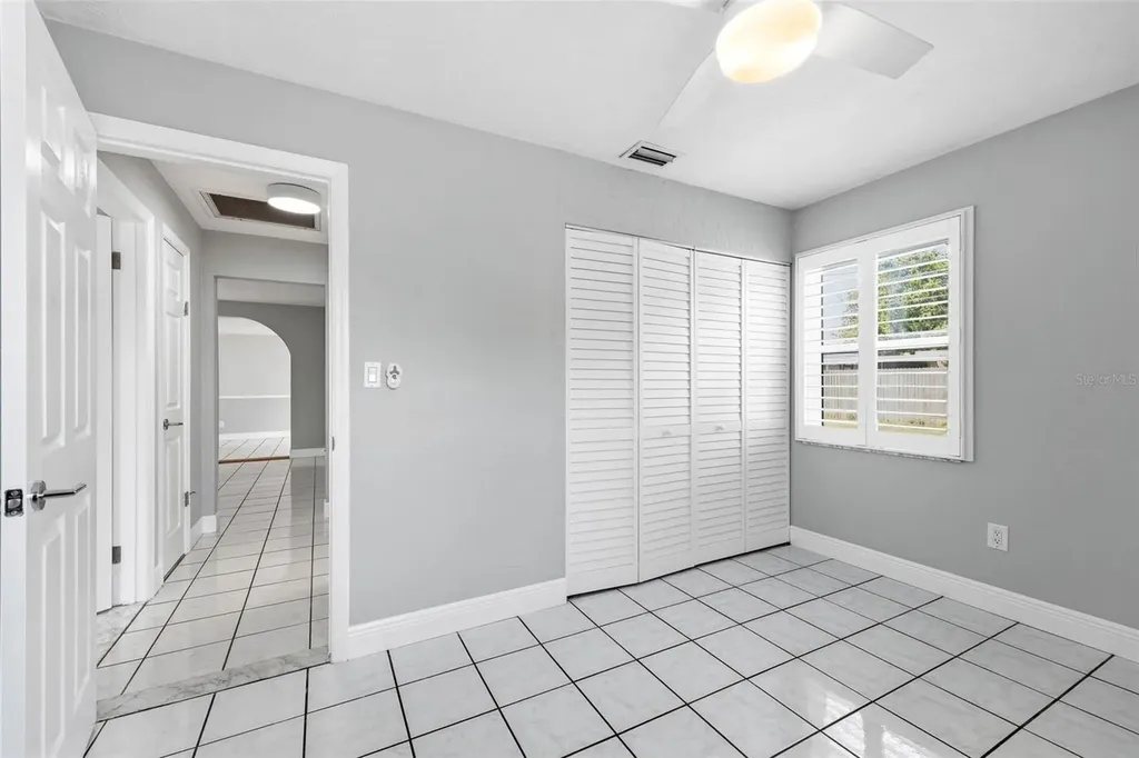 7500 Orpine Drive N St Petersburg FL 33702