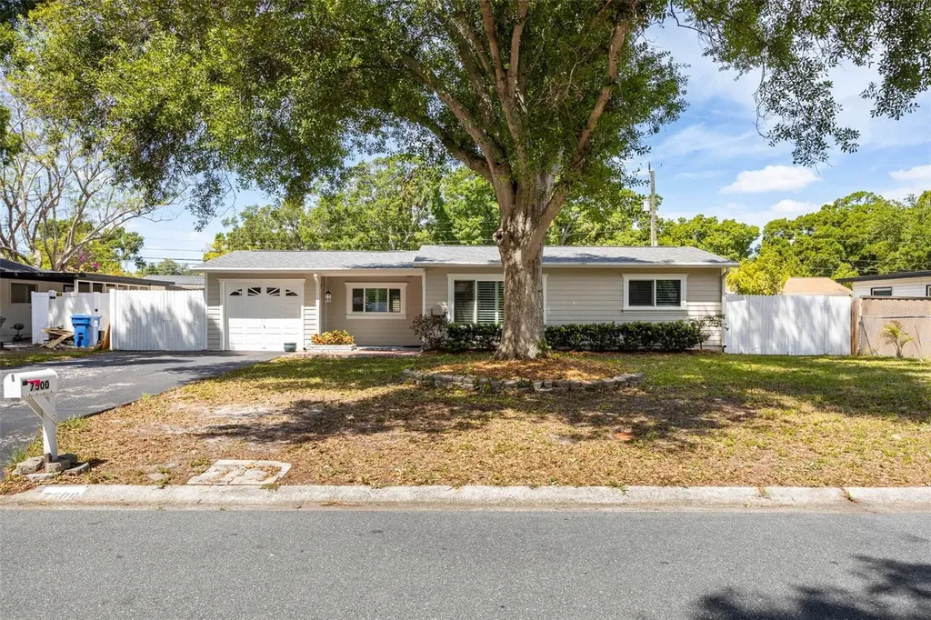 7500 Orpine Drive N St Petersburg FL 33702