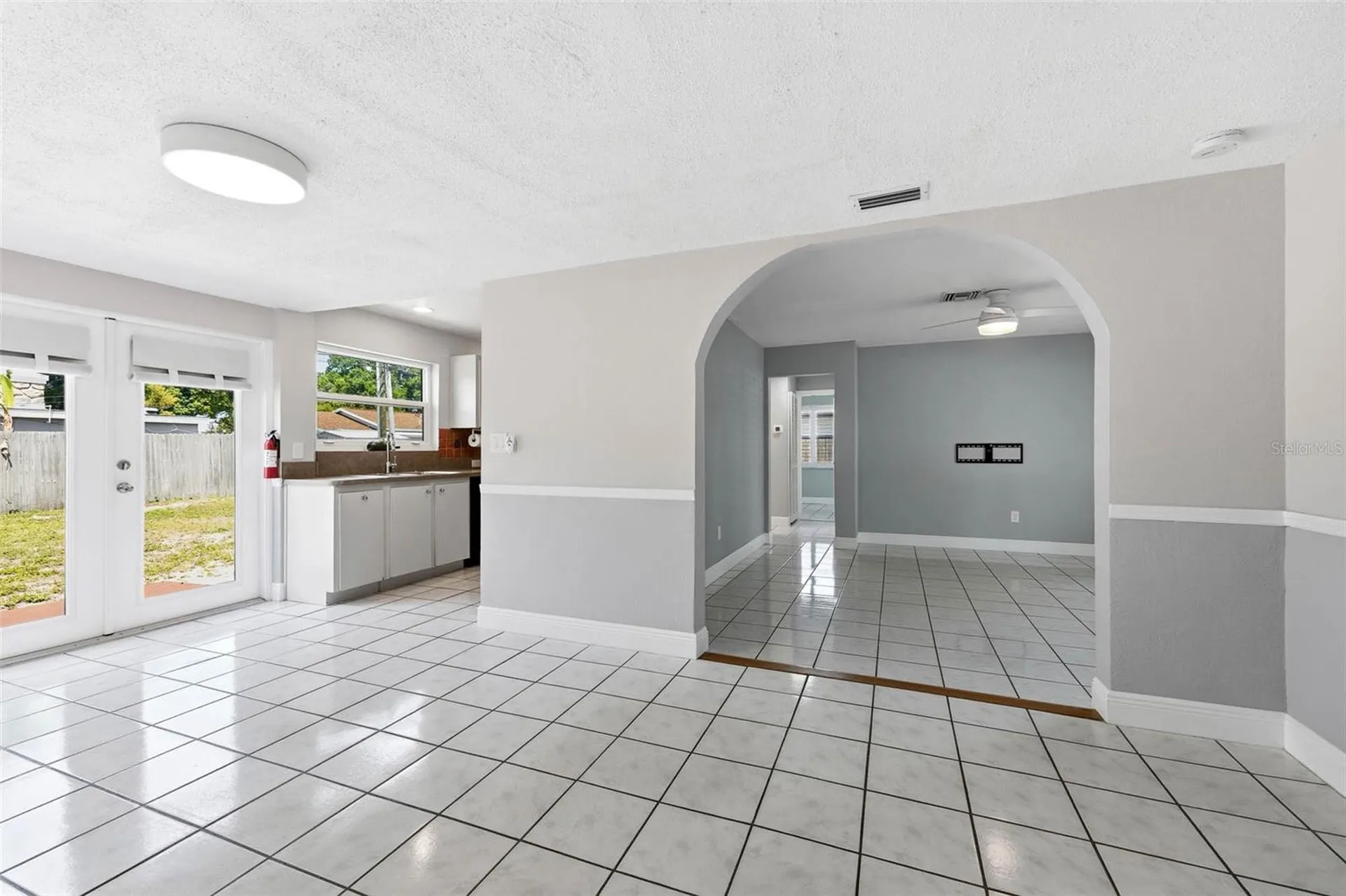 7500 Orpine Drive N St Petersburg FL 33702