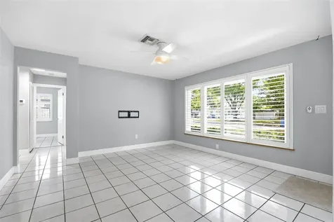 7500 Orpine Drive N St Petersburg FL 33702