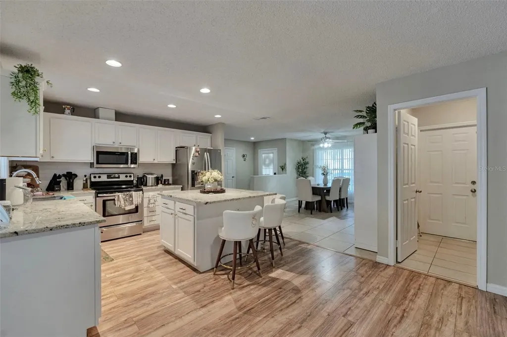9724 Cypress Pond Avenue Tampa FL 33647