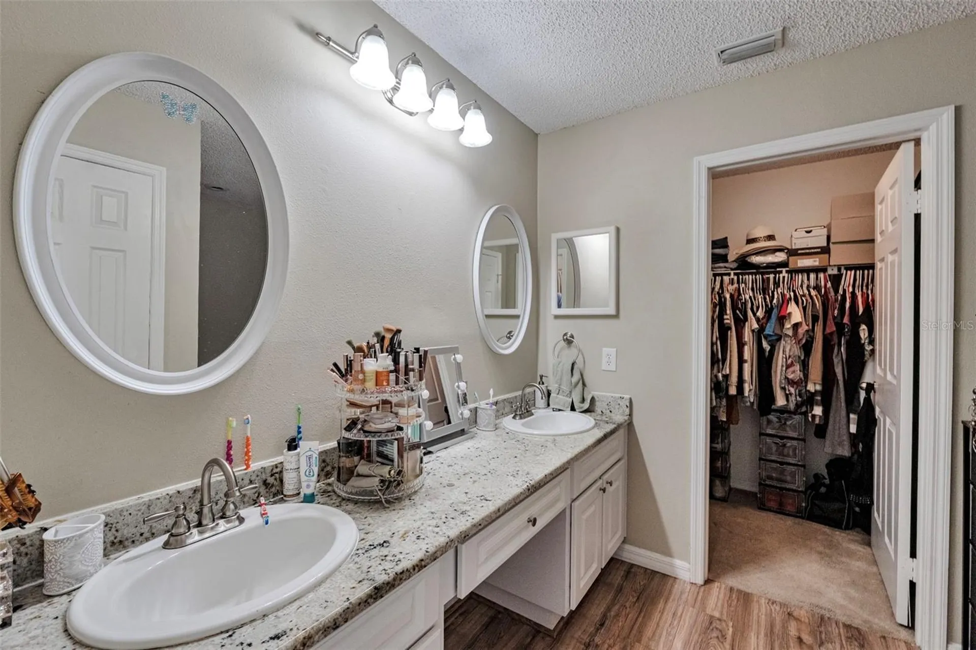 9724 Cypress Pond Avenue Tampa FL 33647