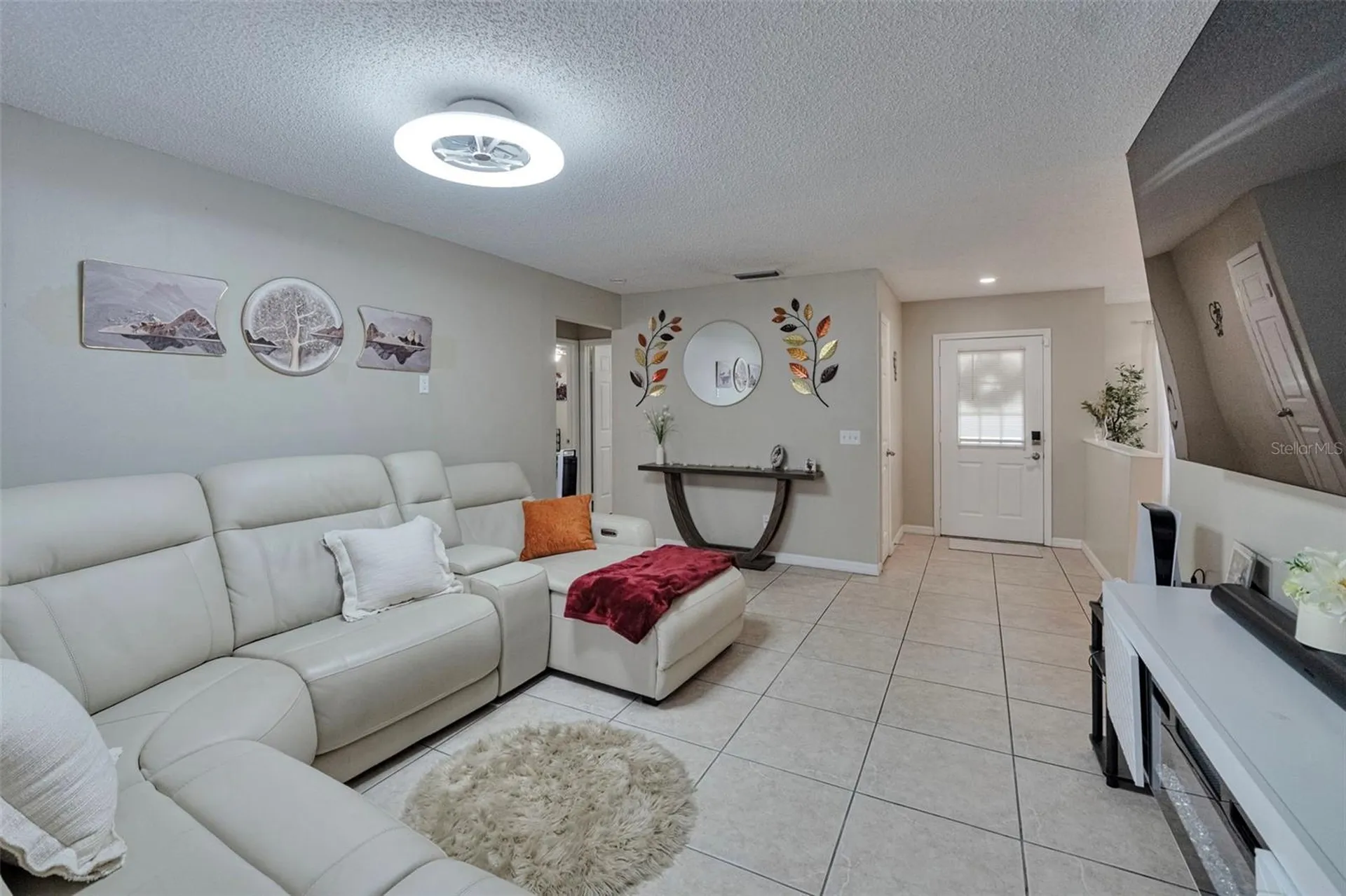 9724 Cypress Pond Avenue Tampa FL 33647
