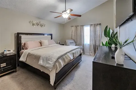 9724 Cypress Pond Avenue Tampa FL 33647