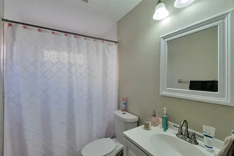 9724 Cypress Pond Avenue Tampa FL 33647