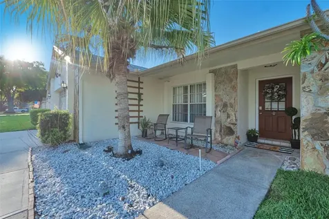 9724 Cypress Pond Avenue Tampa FL 33647