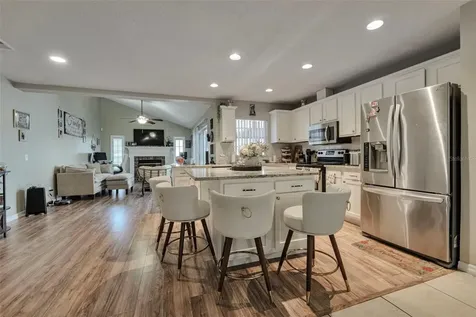 9724 Cypress Pond Avenue Tampa FL 33647