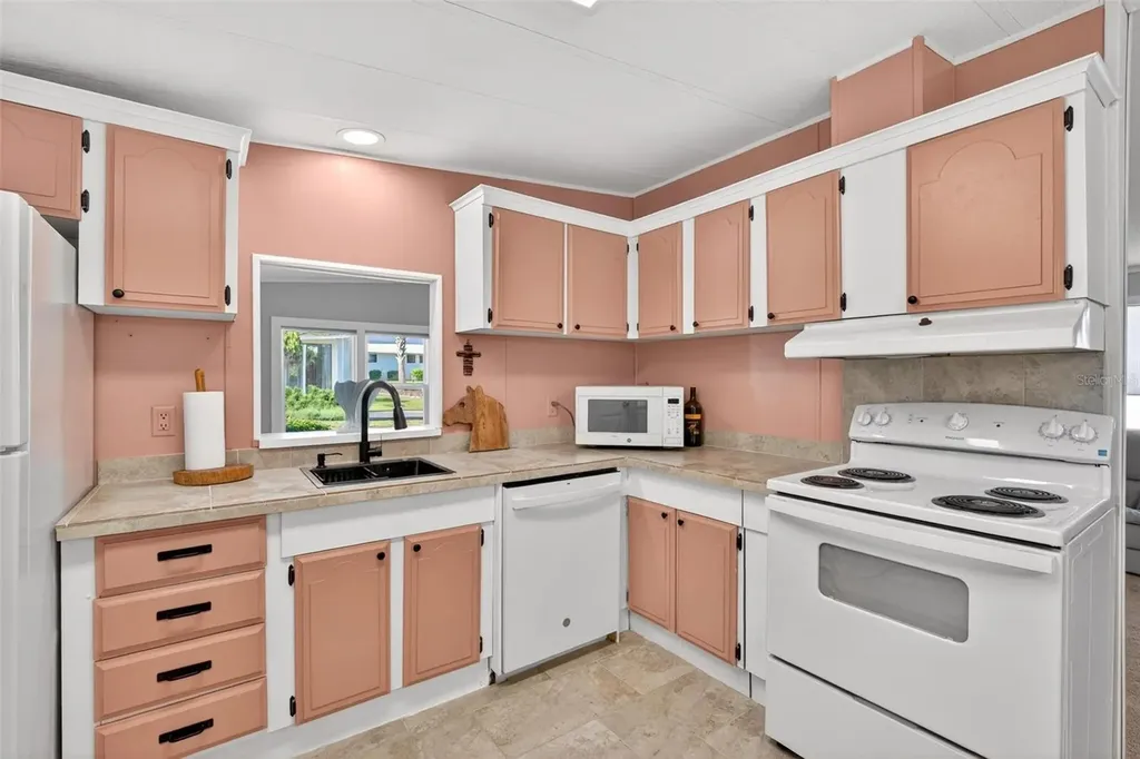 516 Jason Drive Lady Lake FL 32159
