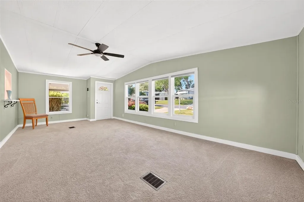 516 Jason Drive Lady Lake FL 32159