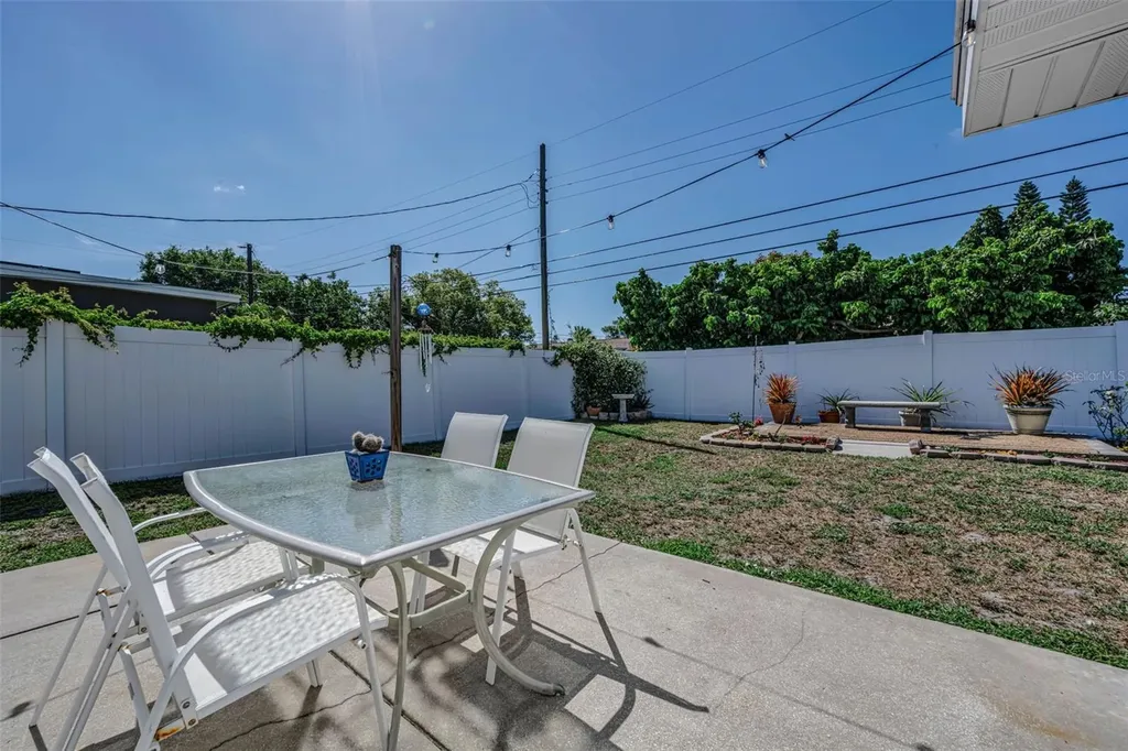 1300 63rd Avenue N St Petersburg FL 33702