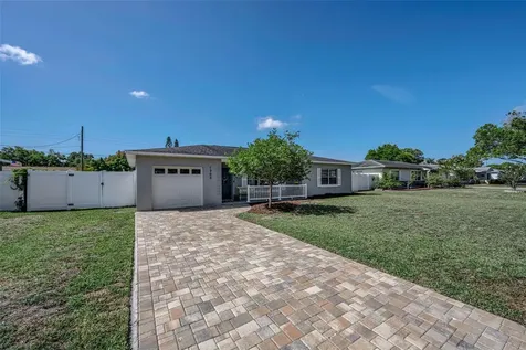 1300 63rd Avenue N St Petersburg FL 33702