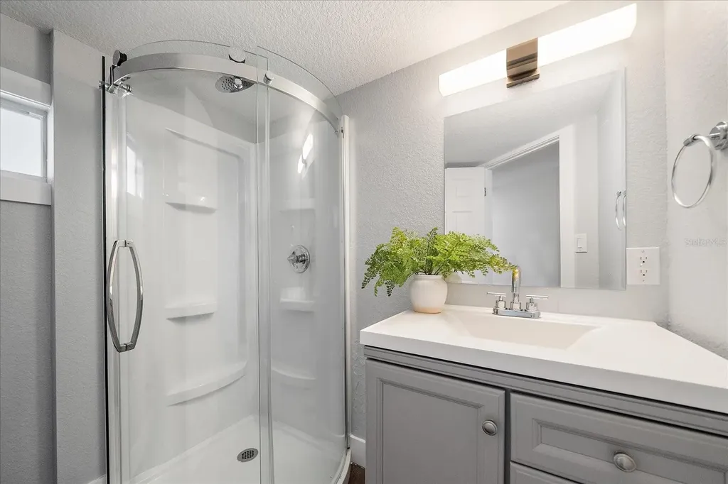 30 Flores Drive Palmetto FL 34221